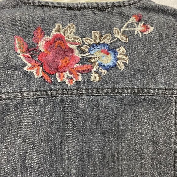 Hannah‎ Jean Jacket Womens Small Black Denim Floral Embroidered Button Down - Picture 14 of 15